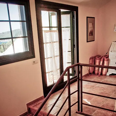 Holiday home Casa Currovello. On The Coast Of The Vela Peninsula Of Morrazo. Pontevedra