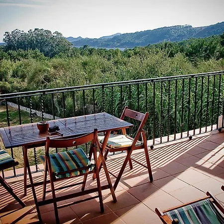 Casa Currovello. On The Coast Of The Vela Peninsula Of Morrazo. Pontevedra Holiday home *