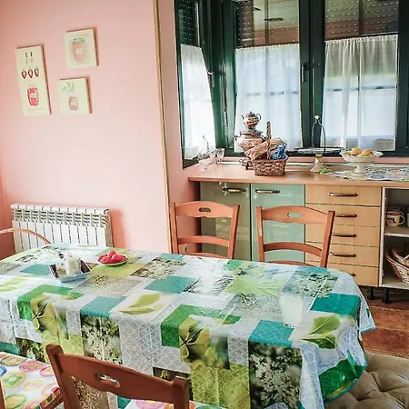 Holiday home Casa Currovello. On The Coast Of The Vela Peninsula Of Morrazo. Pontevedra *