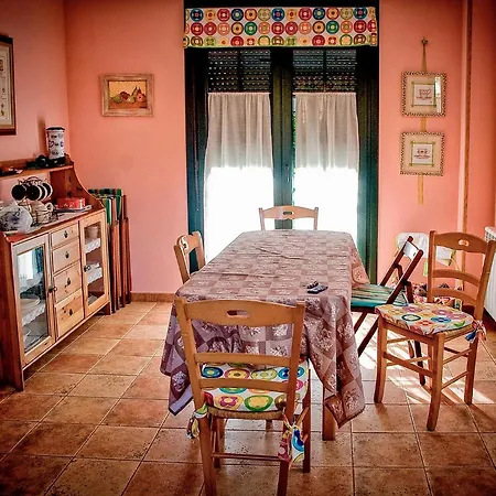 Casa Currovello. On The Coast Of The Vela Peninsula Of Morrazo. Pontevedra * Cangas do Morrazo